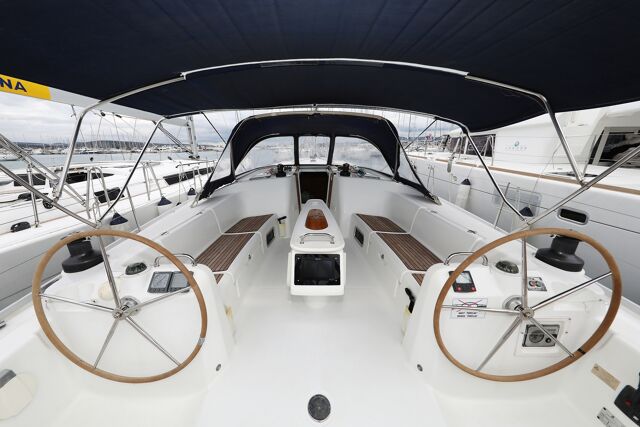 Cyclades 50.5 - 5 + 1 cab. Kristina II 
