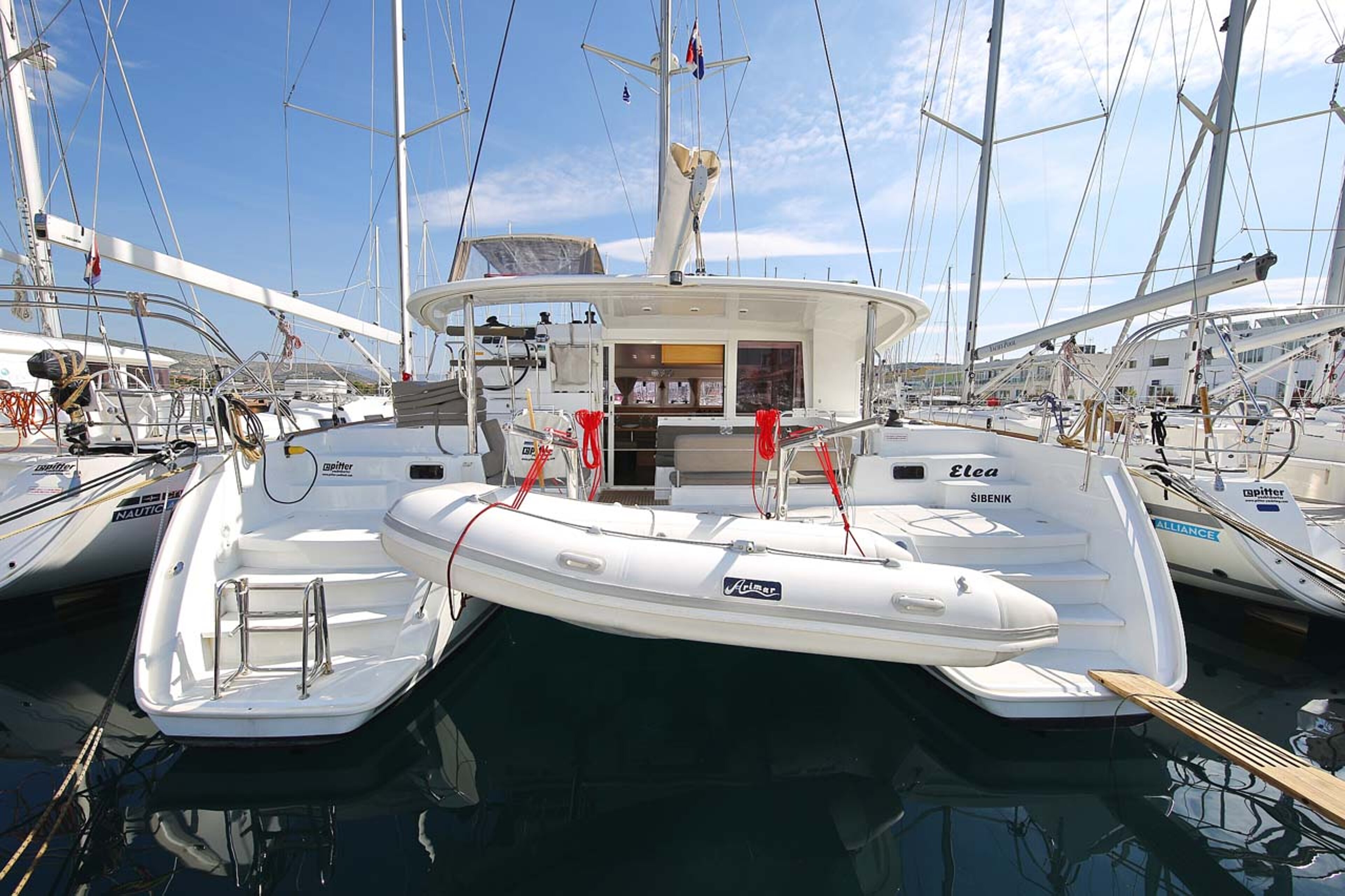 Lagoon 400 S2 - 4 + 2 cab. Elea