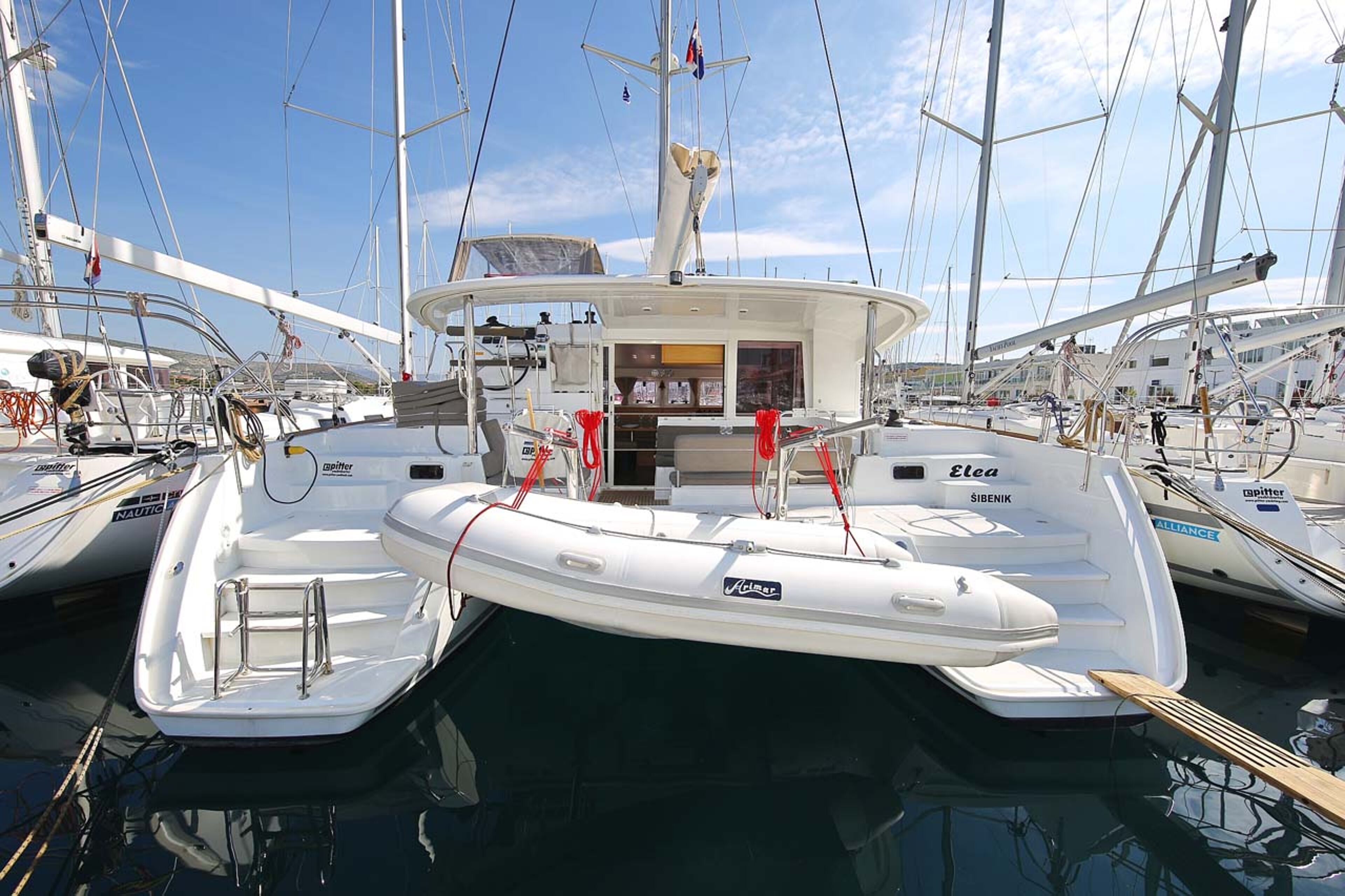 Lagoon 400 S2 - 4 + 2 cab. Elea