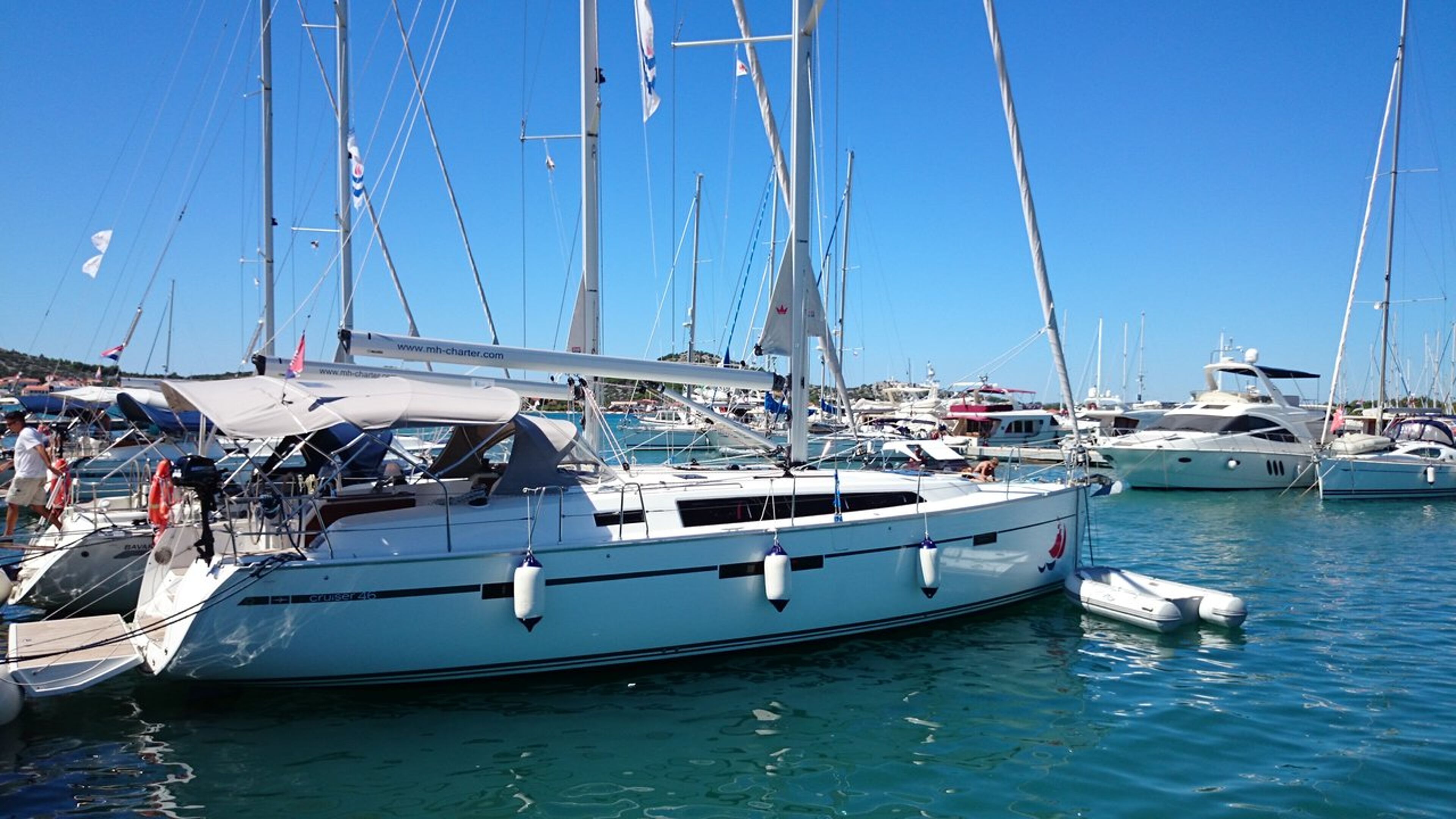 Bavaria Cruiser 46 - 4 cab. MH 49