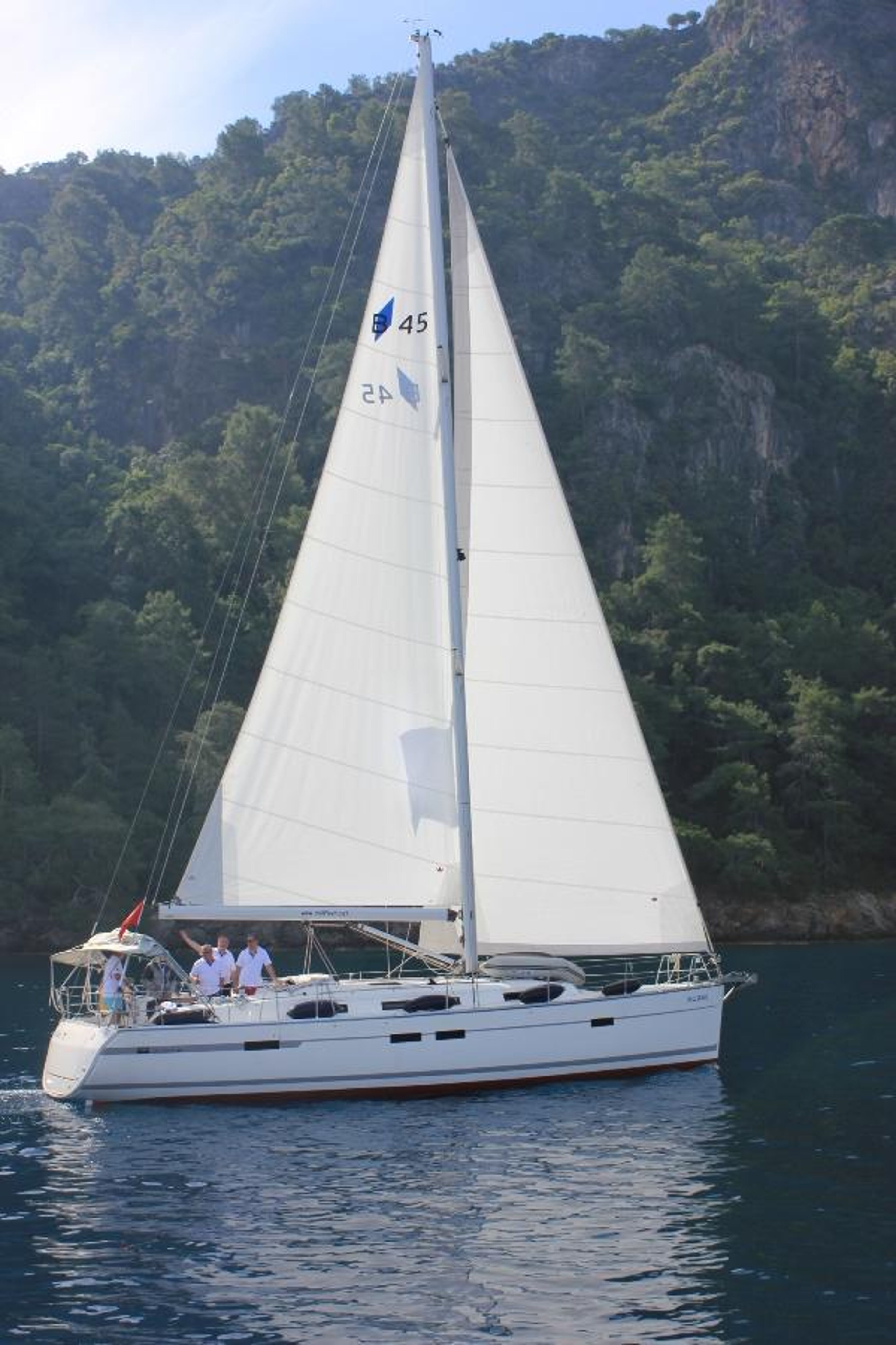 Bavaria Cruiser 45 - 4 cab. Sail Bravo
