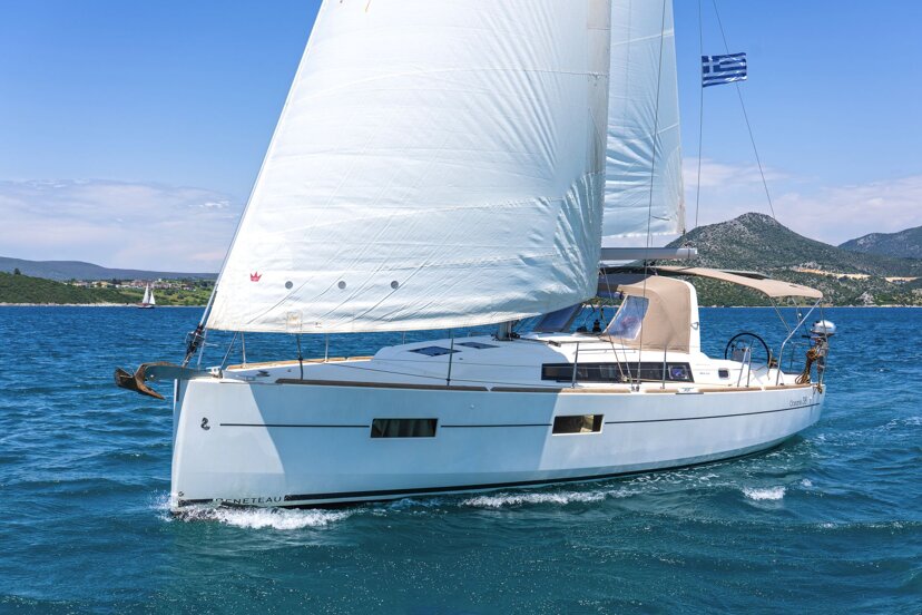 Oceanis 38 - 3 cab. Zografia