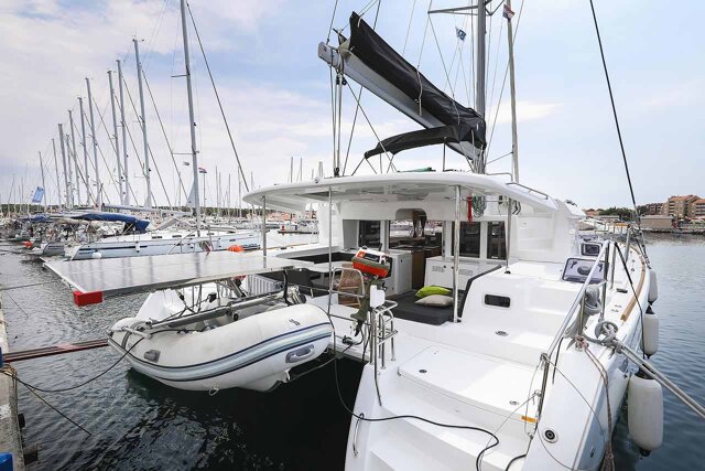Lagoon 450 F - 4 + 2 cab. Sunce