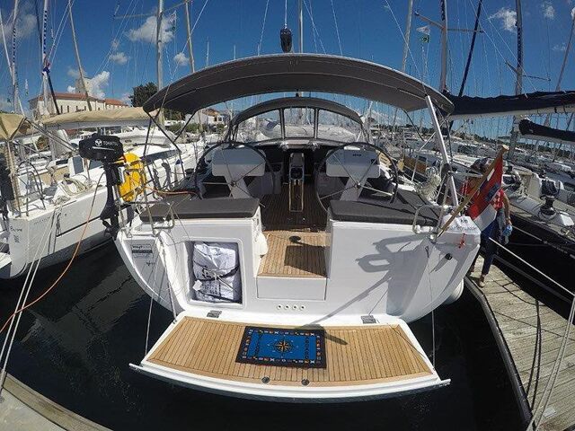 Hanse 458 - 3 cab. Summer wind