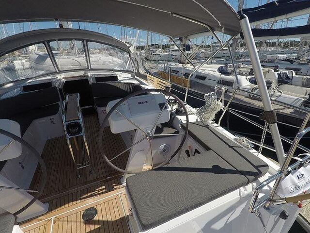 Hanse 458 - 3 cab. Summer wind