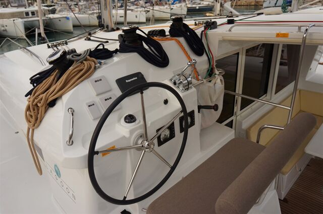 Lagoon 400 S2 - 4 + 2 cab. Myrto