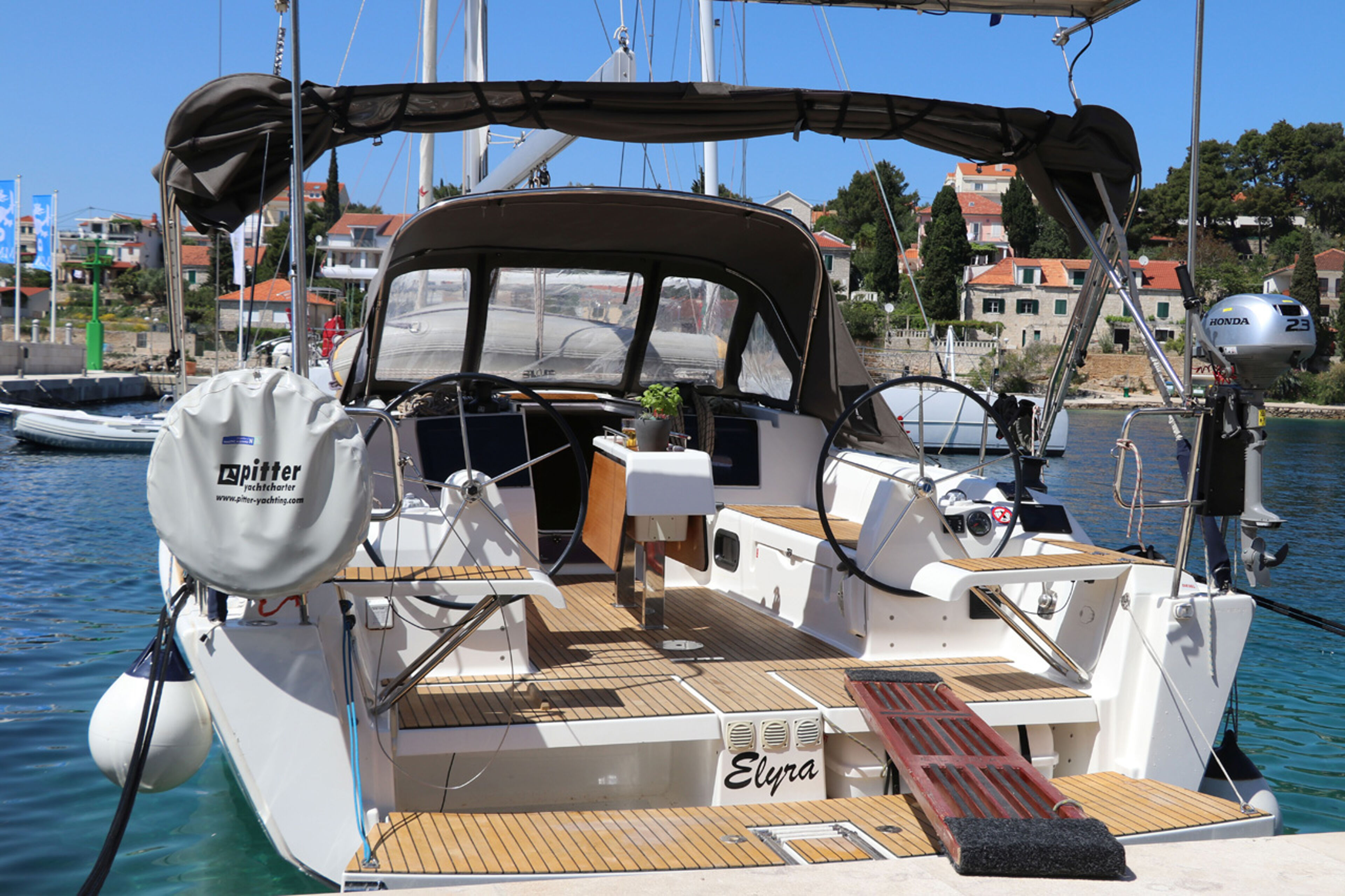 Dufour 382 GL Elyra