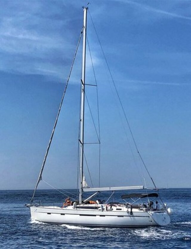 Bavaria Cruiser 56 - 5 + 1 cab. Baby Blue 2