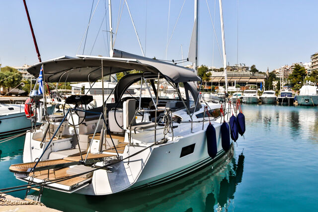 Jeanneau 54 - 5 + 1 cab.	 Sea Force