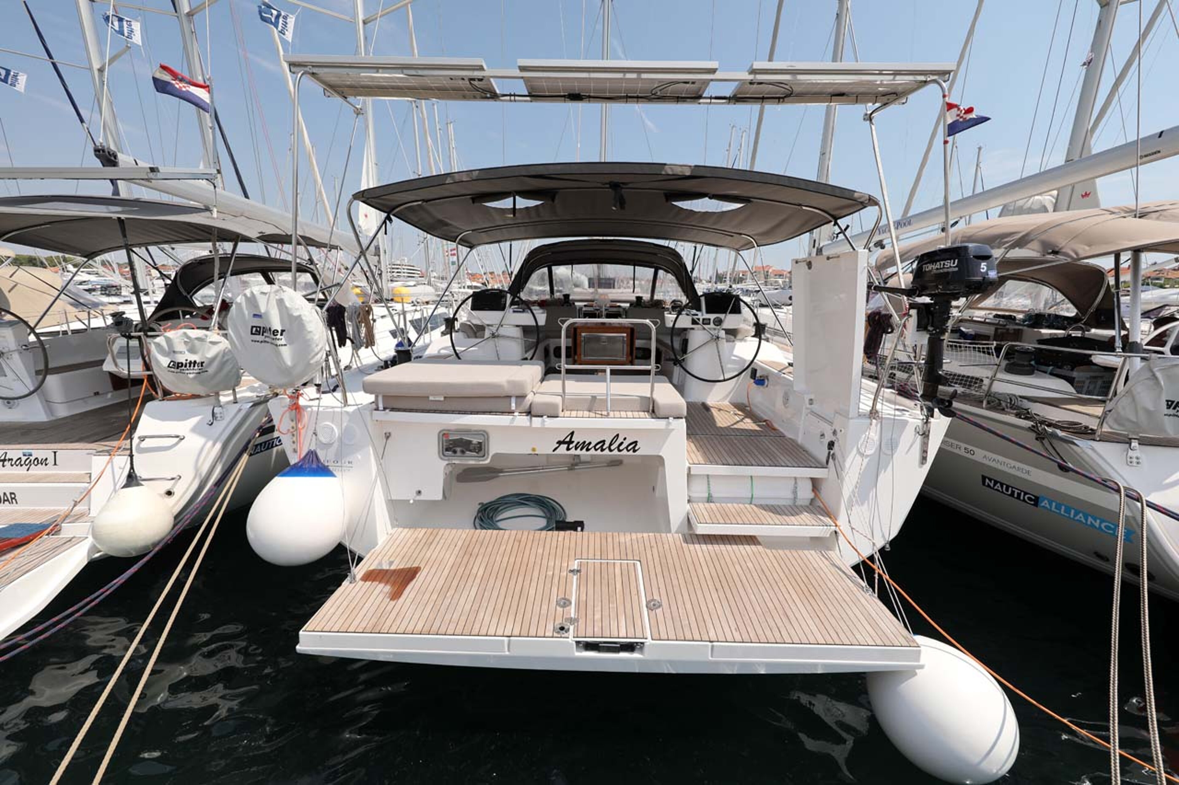 Dufour 56 Exclusive - 5 + 1 cab. Amalia