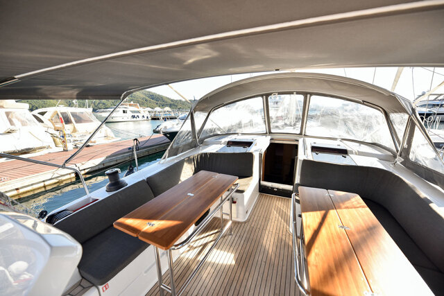Hanse 508 - 5 + 1 cab. Hamam