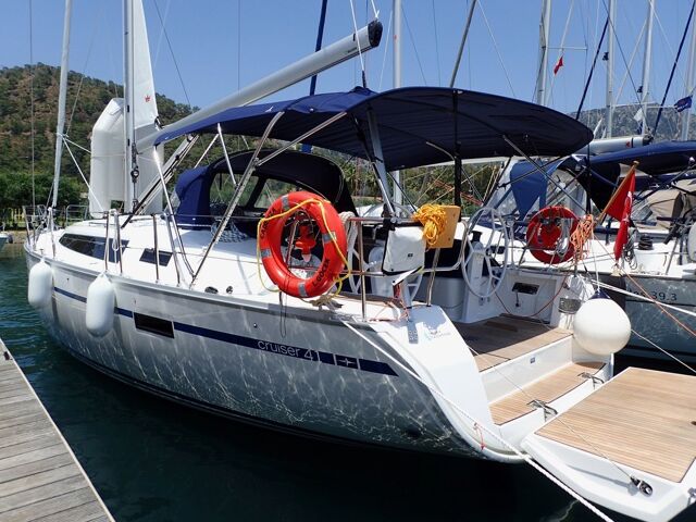Bavaria Cruiser 41 - 3 cab. Cadenza