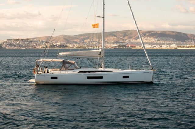 Oceanis 51.1 - 5 + 1 cab. Viennastar