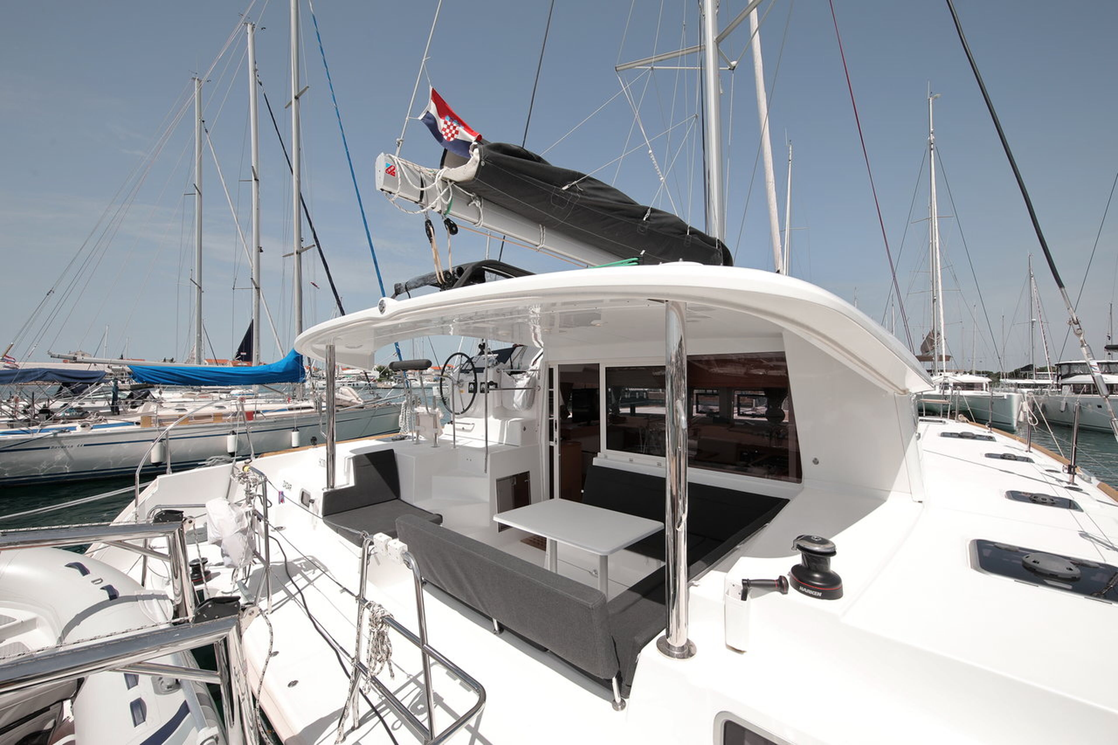 Lagoon 400 S2 - 4 + 2 cab. Scirocco