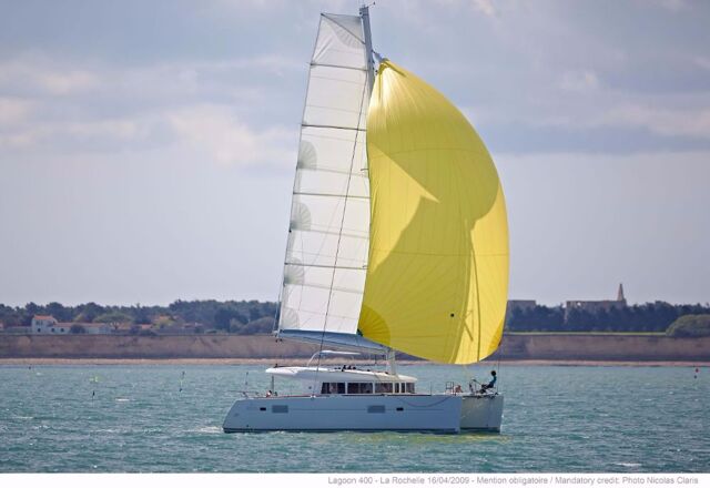 Lagoon 400 - 4 + 2 cab. ECONOMY