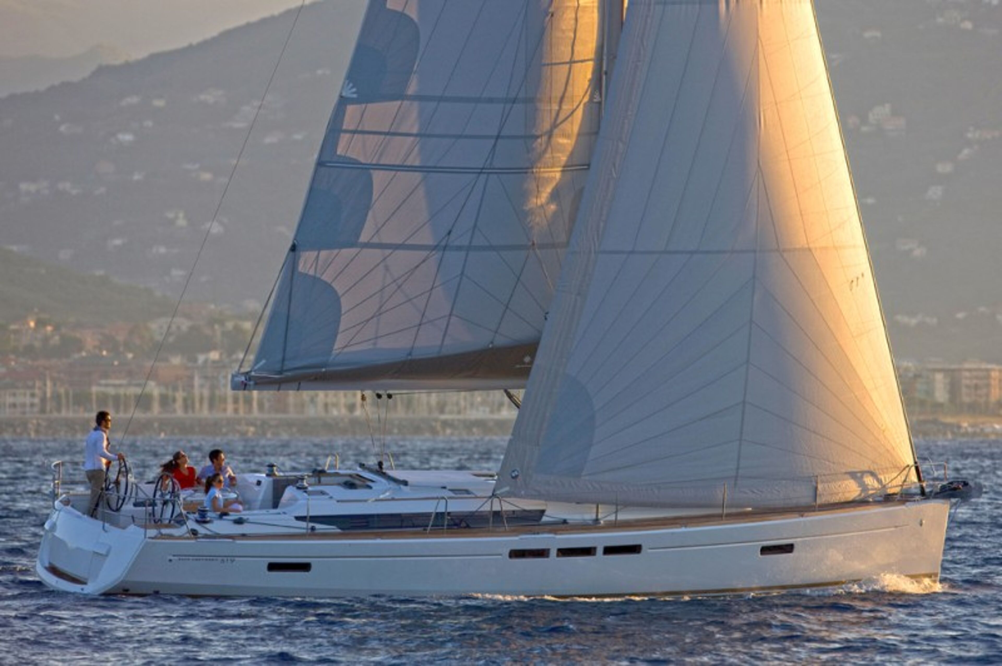 Sun Odyssey 519 - 5 + 1 cab. Pinta