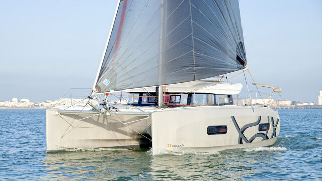 Excess 11 - 4 cab. LYDIA X11