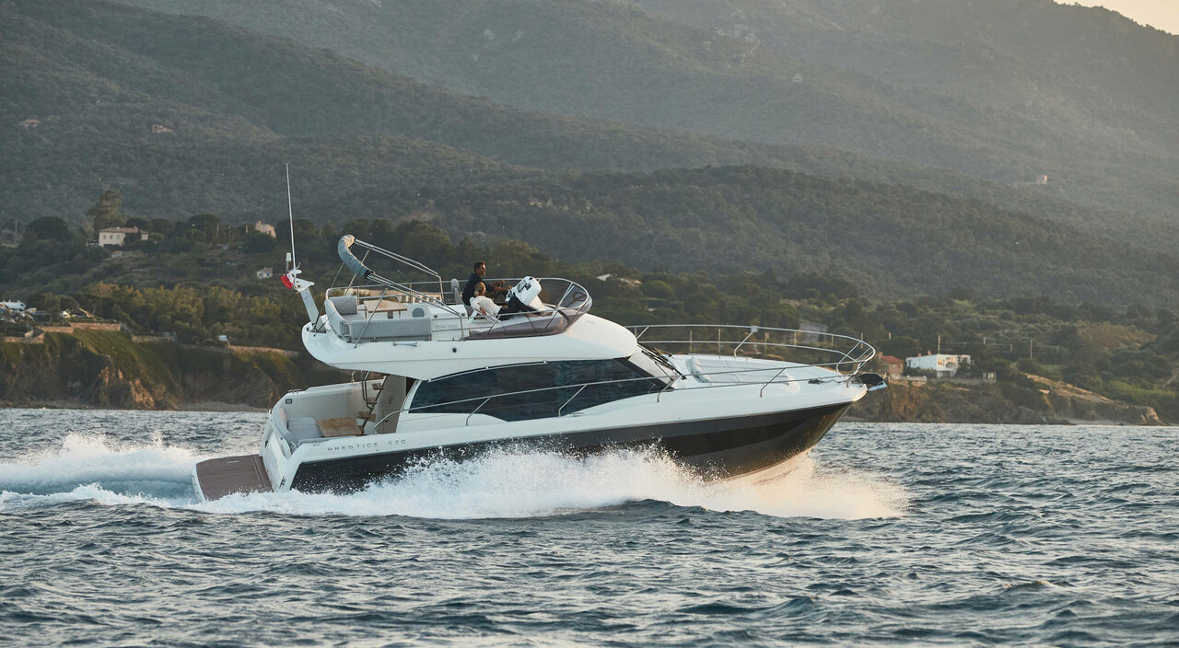 Prestige 420 Fly Martin