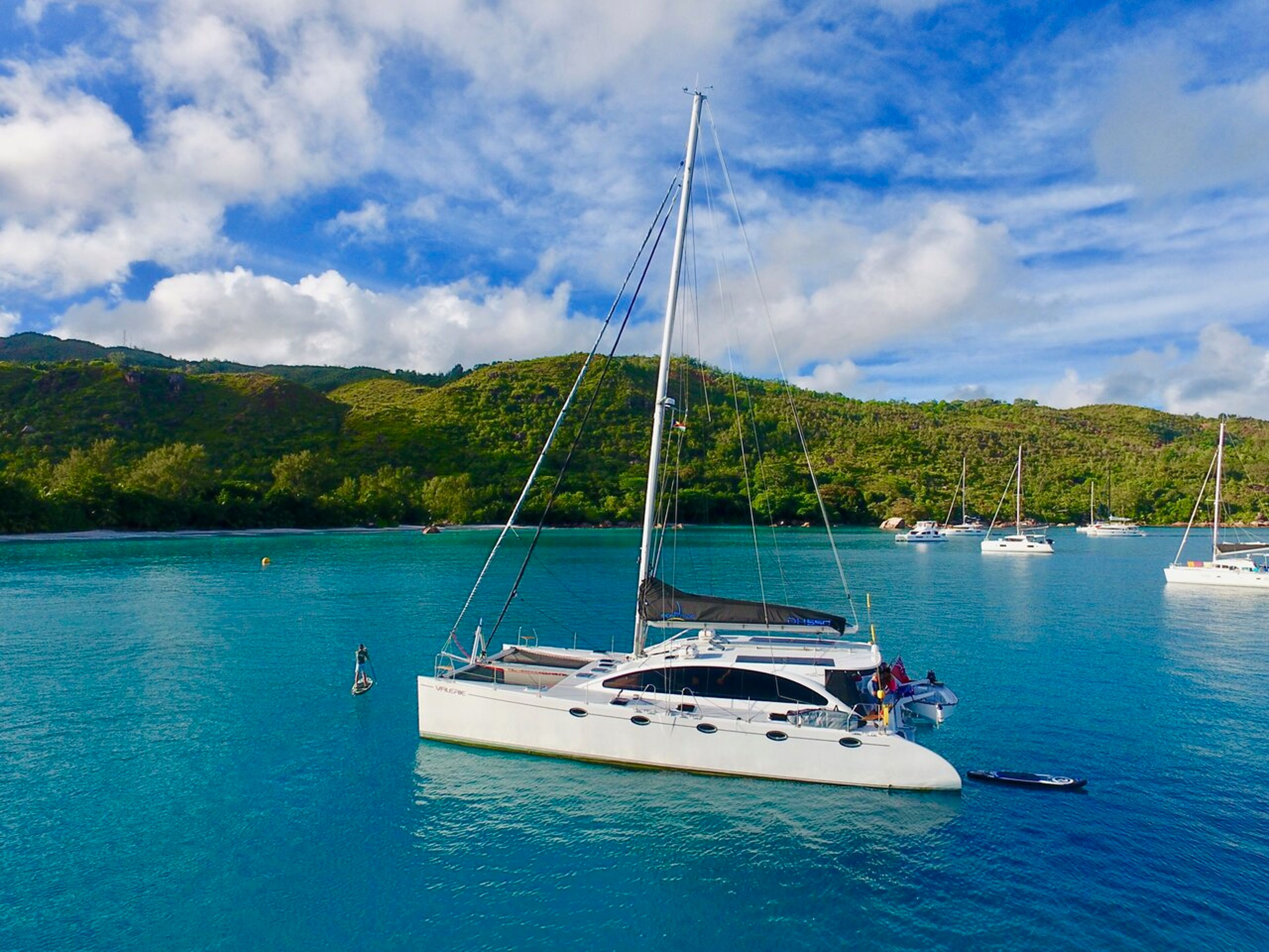 Sea-Tribe DH550 Valerie