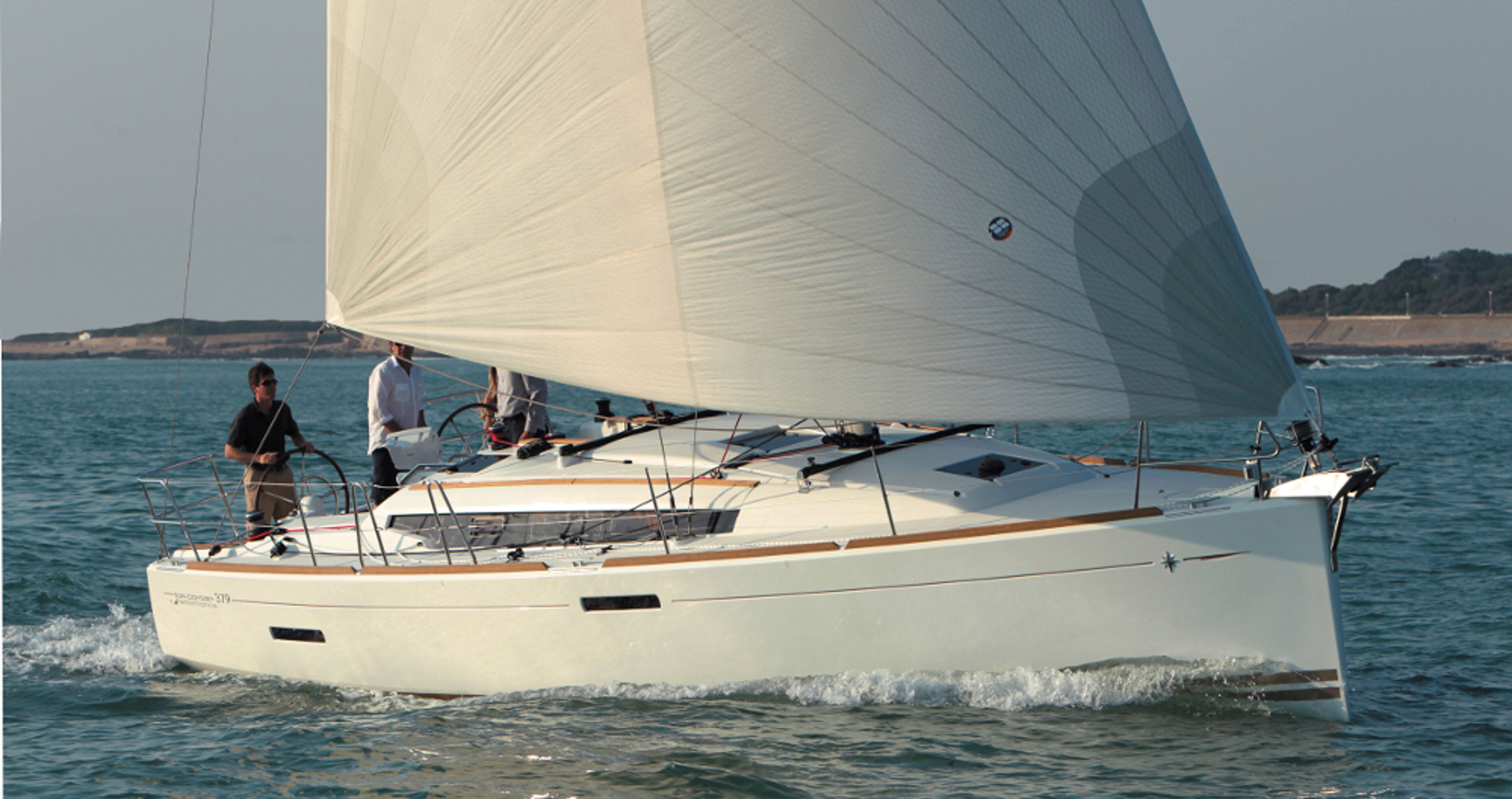 Sun Odyssey 379 - 2 cab. b'elli 